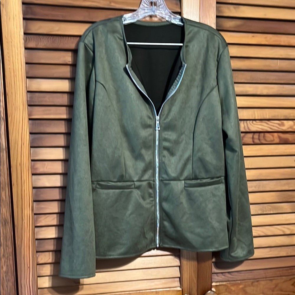 Olive green Blazer w zipper